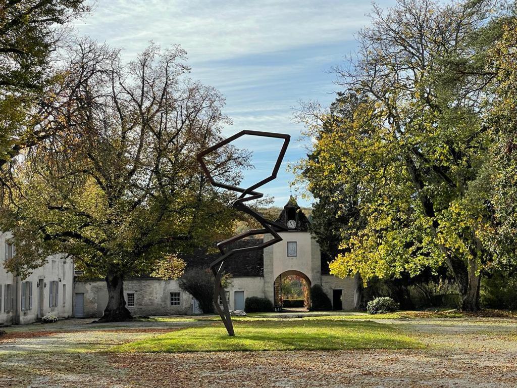 Charmante Maison Bourguignonne Avec Grand Jardin Et Parking Montbard Buitenkant foto