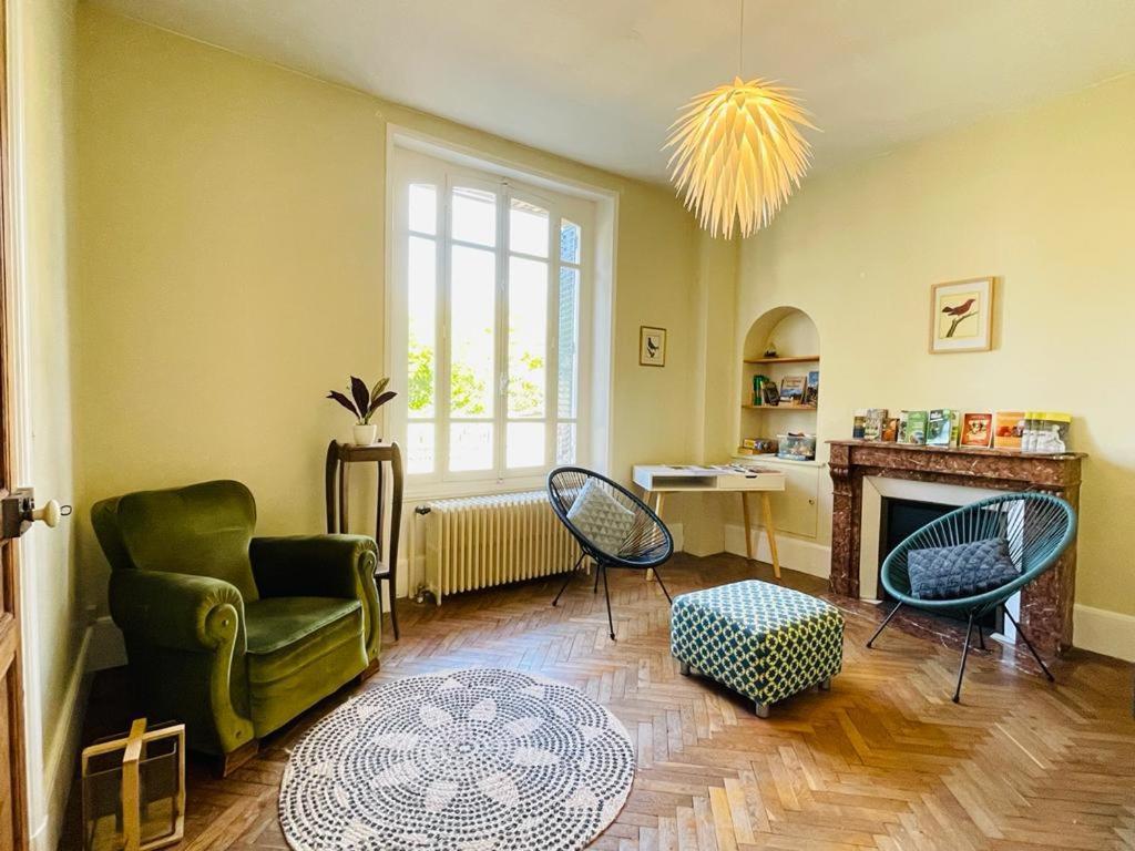 Charmante Maison Bourguignonne Avec Grand Jardin Et Parking Montbard Buitenkant foto